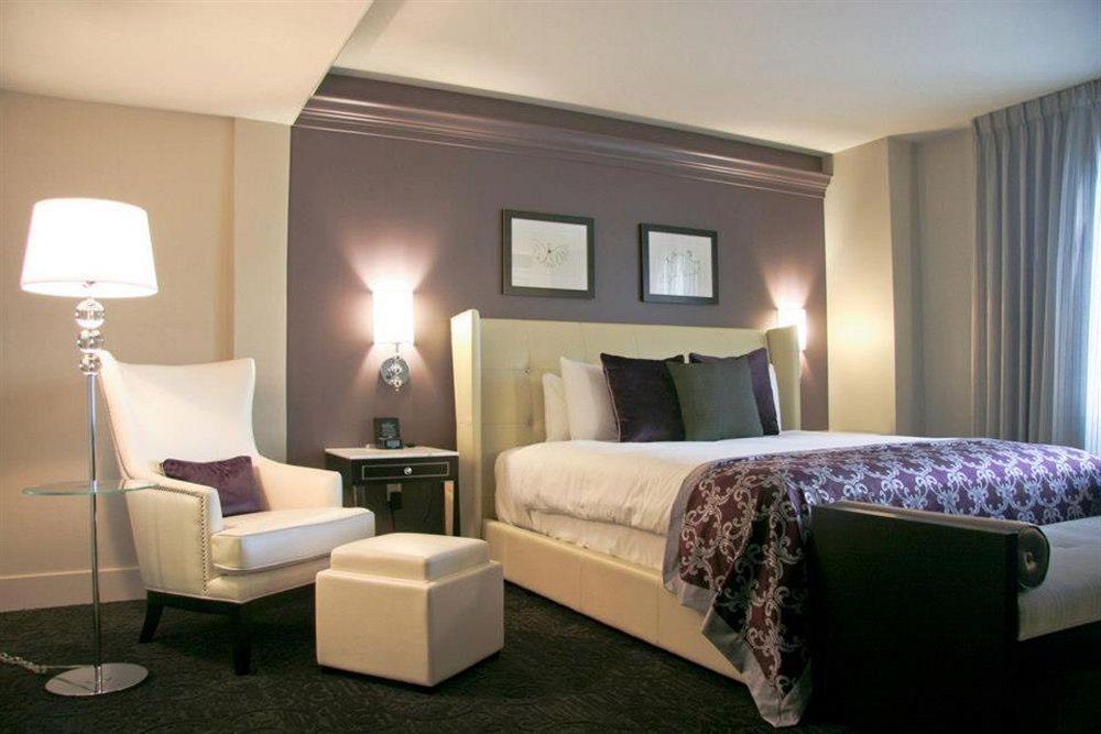 Hotel Ambassador Kansas City, Autograph Collection Kansas City