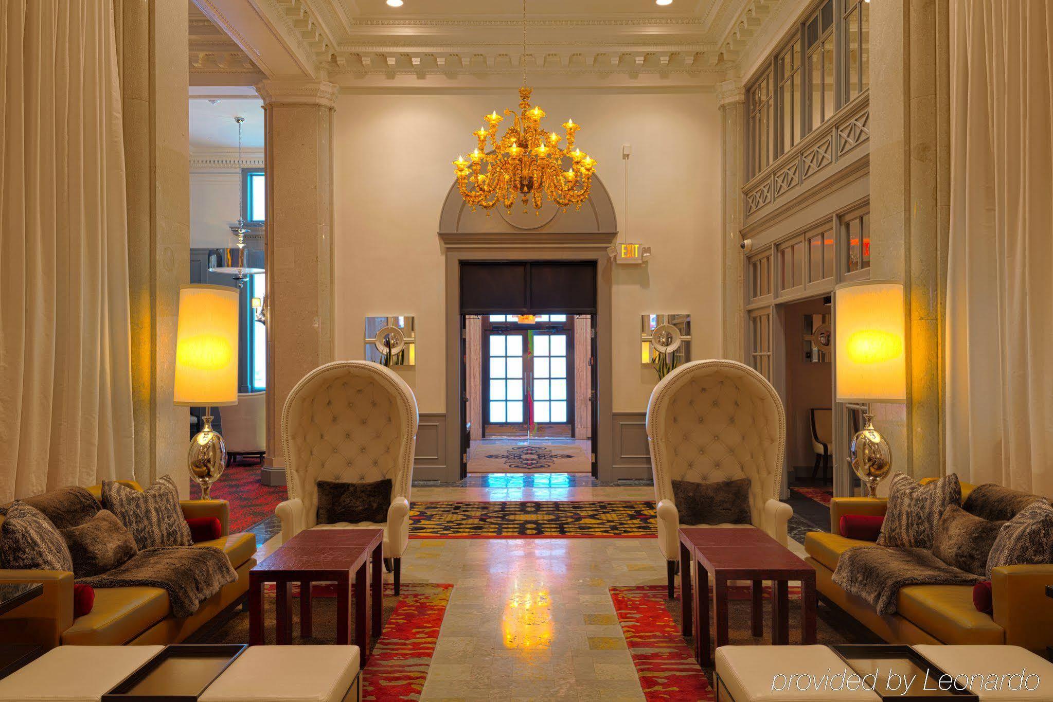 Ambassador Kansas City, Autograph Collection Hotel