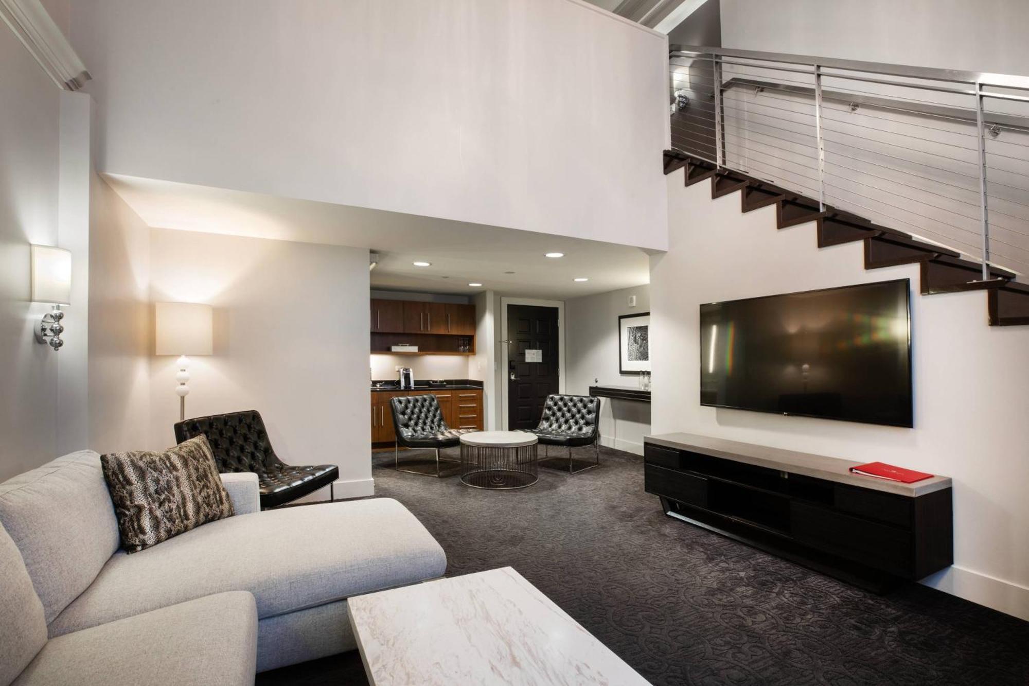 Hotel Ambassador Kansas City, Autograph Collection